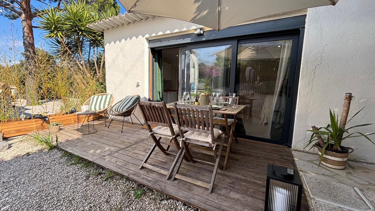 Photo of Outdoor in Le Rouret