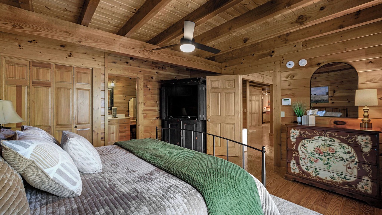 Photo of Bedroom in Cullman
