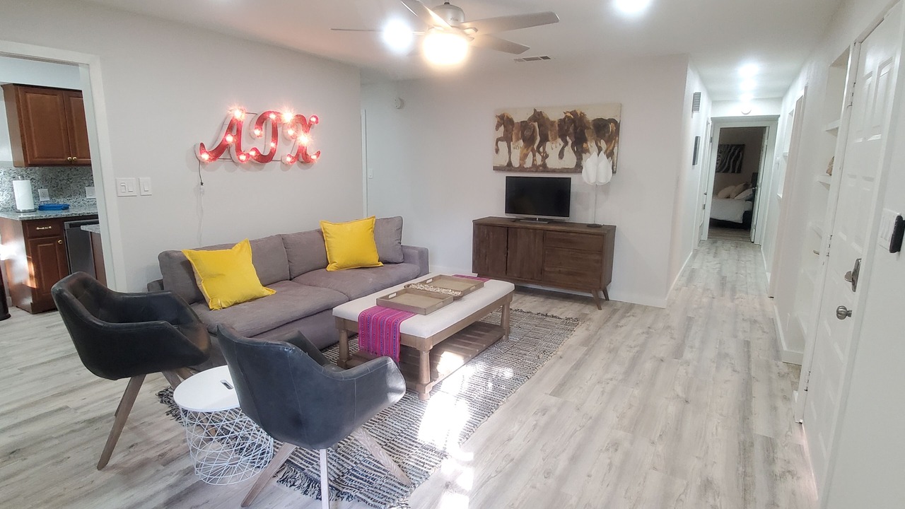 Photo of Livingroom in Parker Lane
