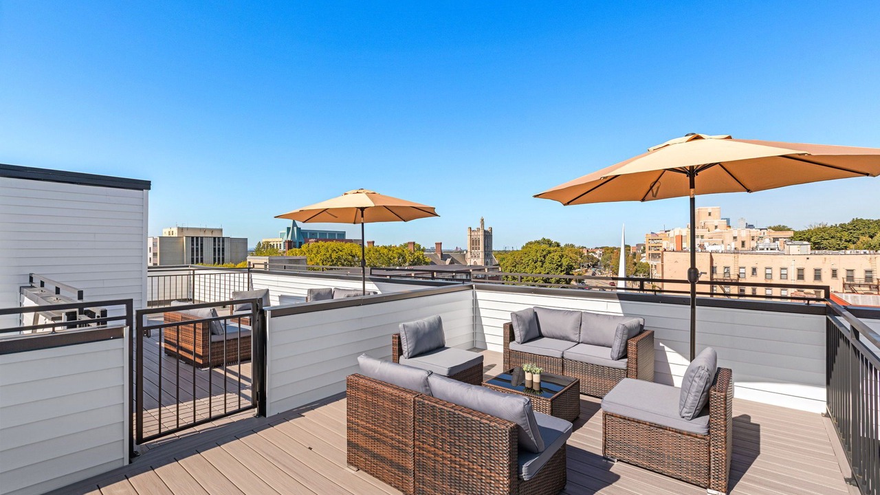 Photo of Patio Balcony in Hackensack River Waterfront