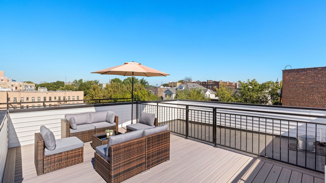 Photo of Patio Balcony in Hackensack River Waterfront
