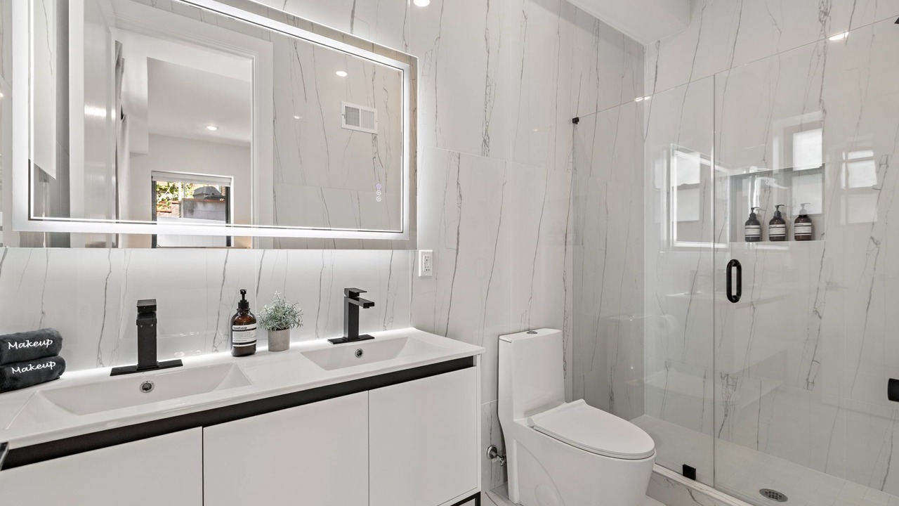 Photo of Bathroom in Hackensack River Waterfront