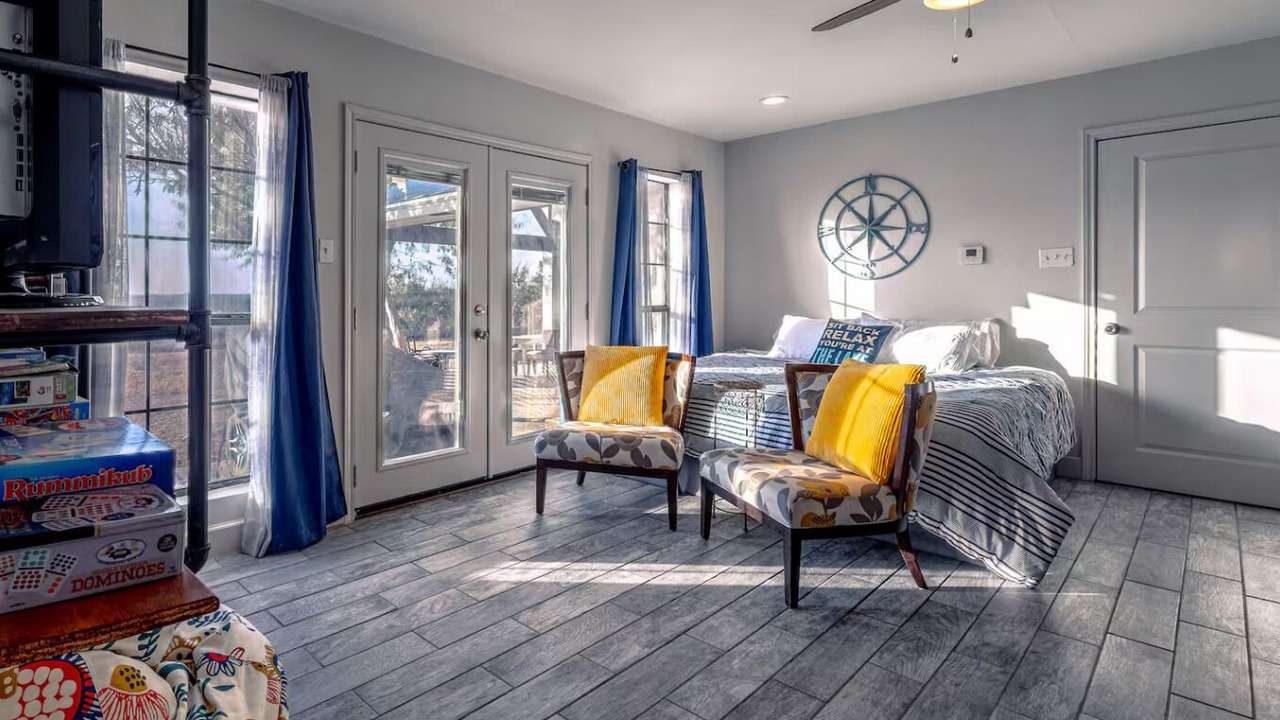 Photo of Bedroom in Siesta Shores