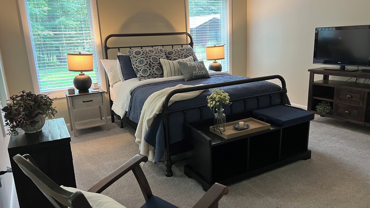 Photo of Bedroom in Lewis Run