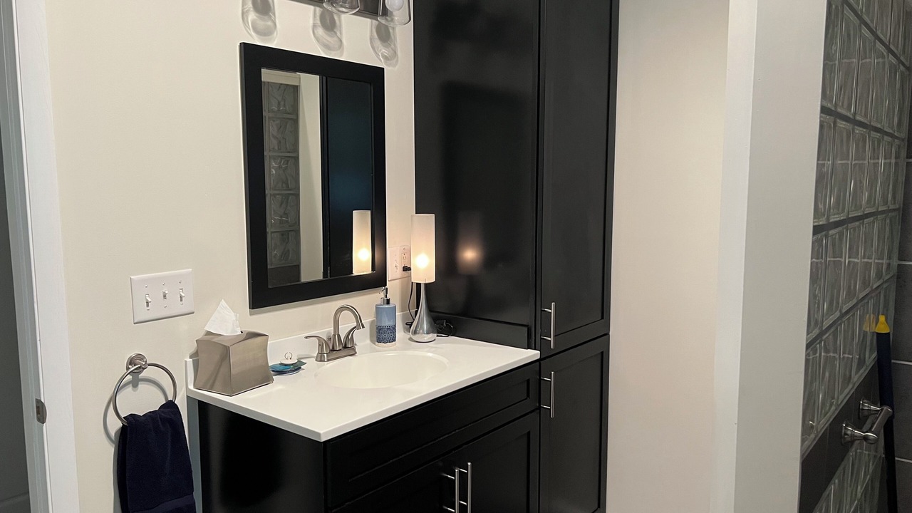 Photo of Bathroom in Lewis Run