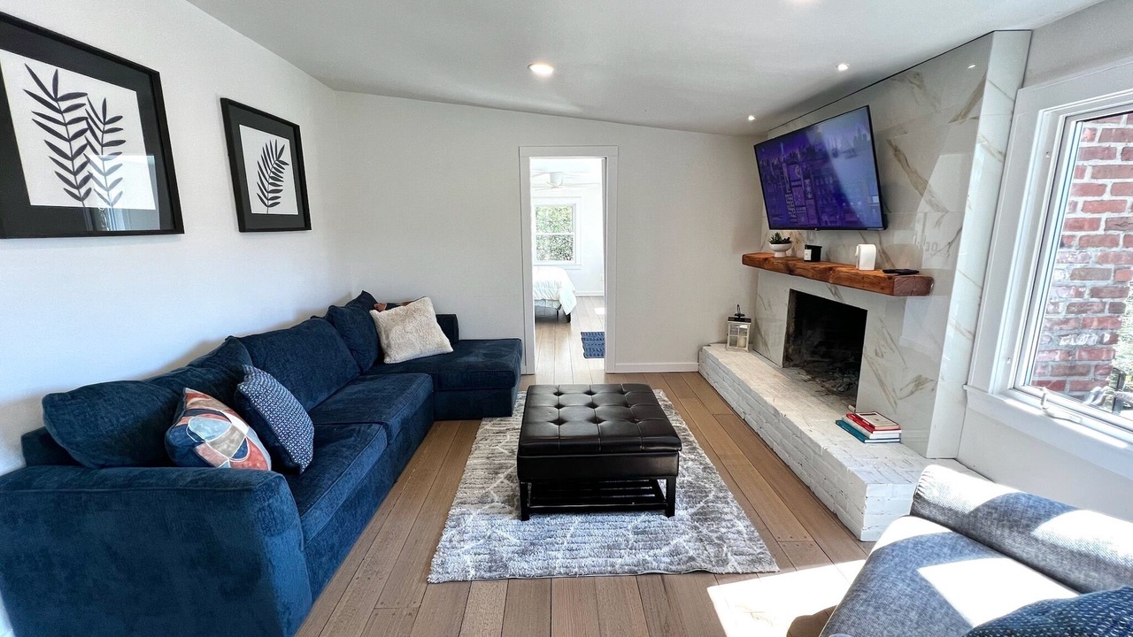 Photo of Livingroom in Clinton