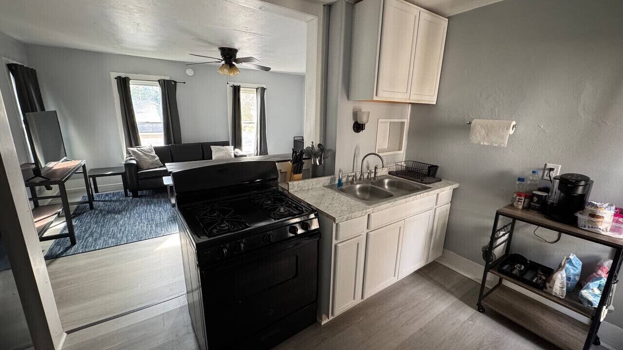 Photo of Kitchen in Lakefront