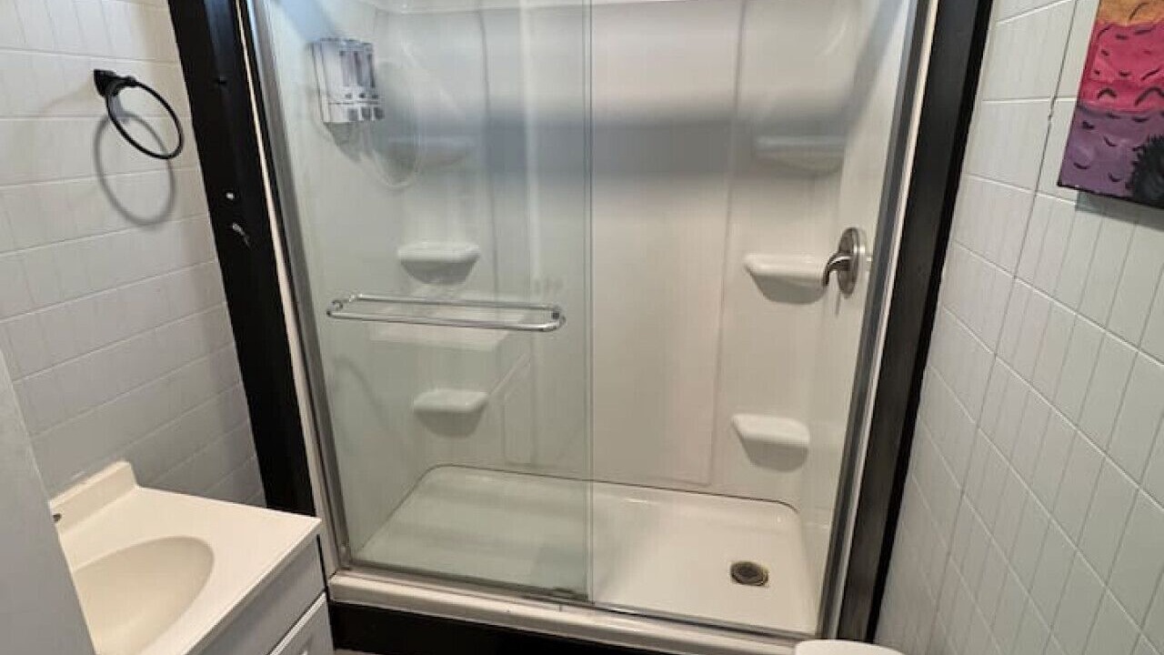 Photo of Bathroom in Lakefront