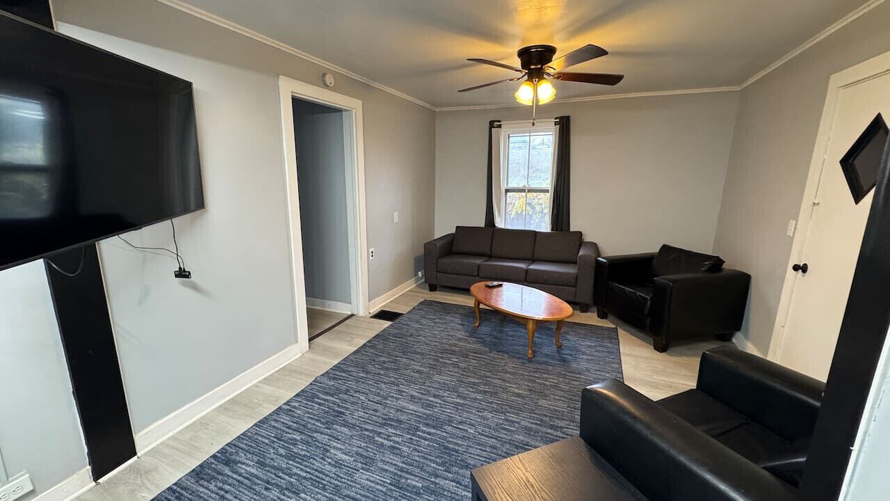 Photo of Livingroom in Lakefront
