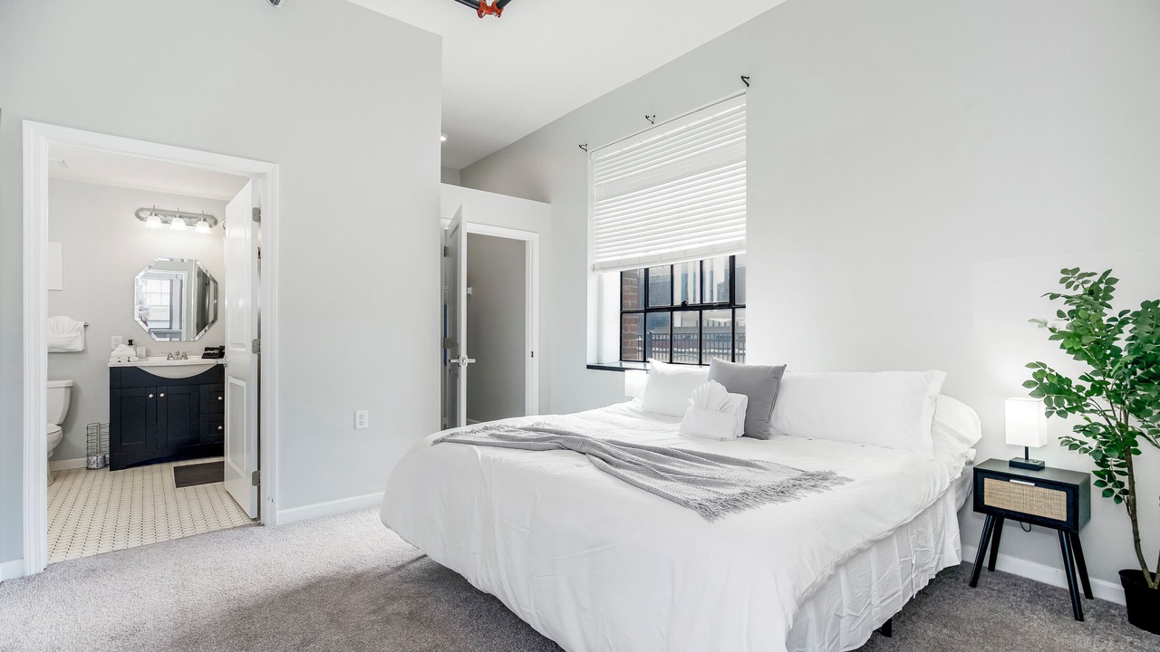 Photo of Bedroom in Downtown Kansas City