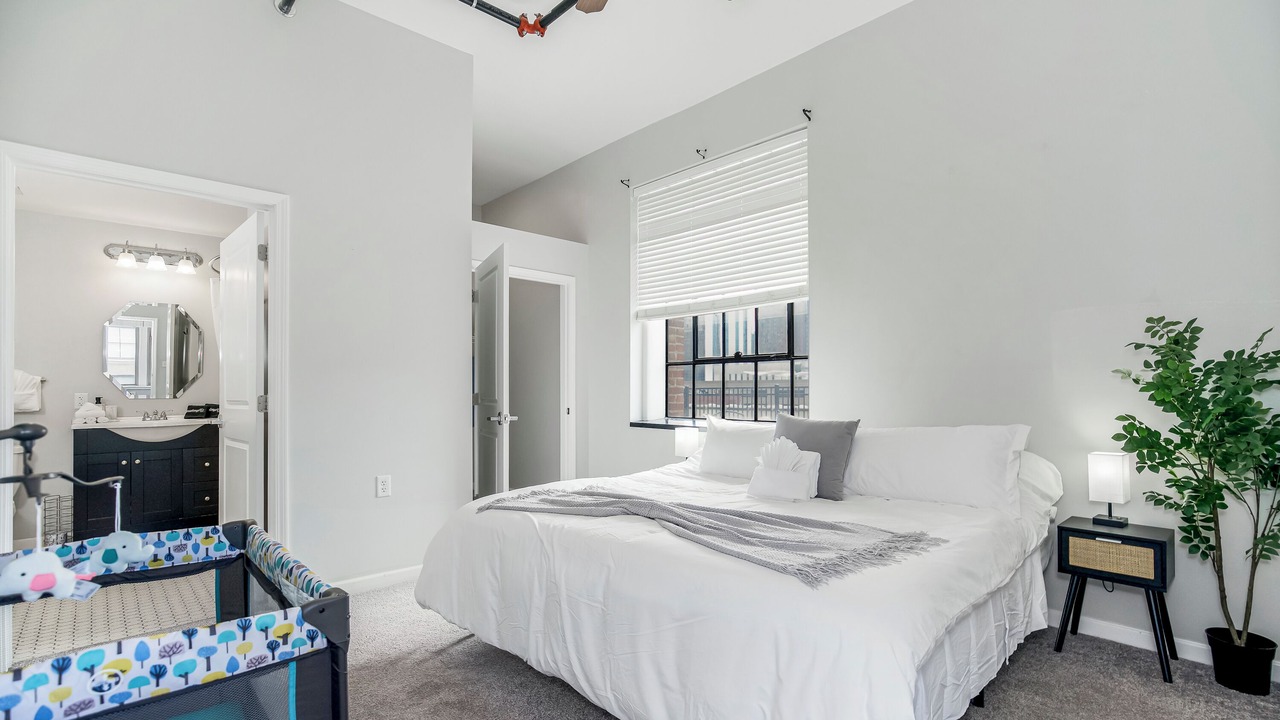 Photo of Bedroom in Downtown Kansas City