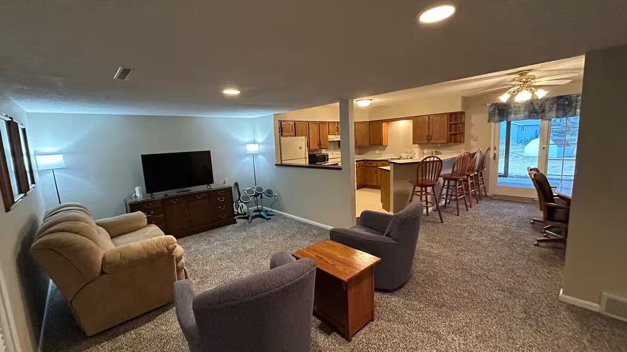 Photo of Livingroom in Carroll