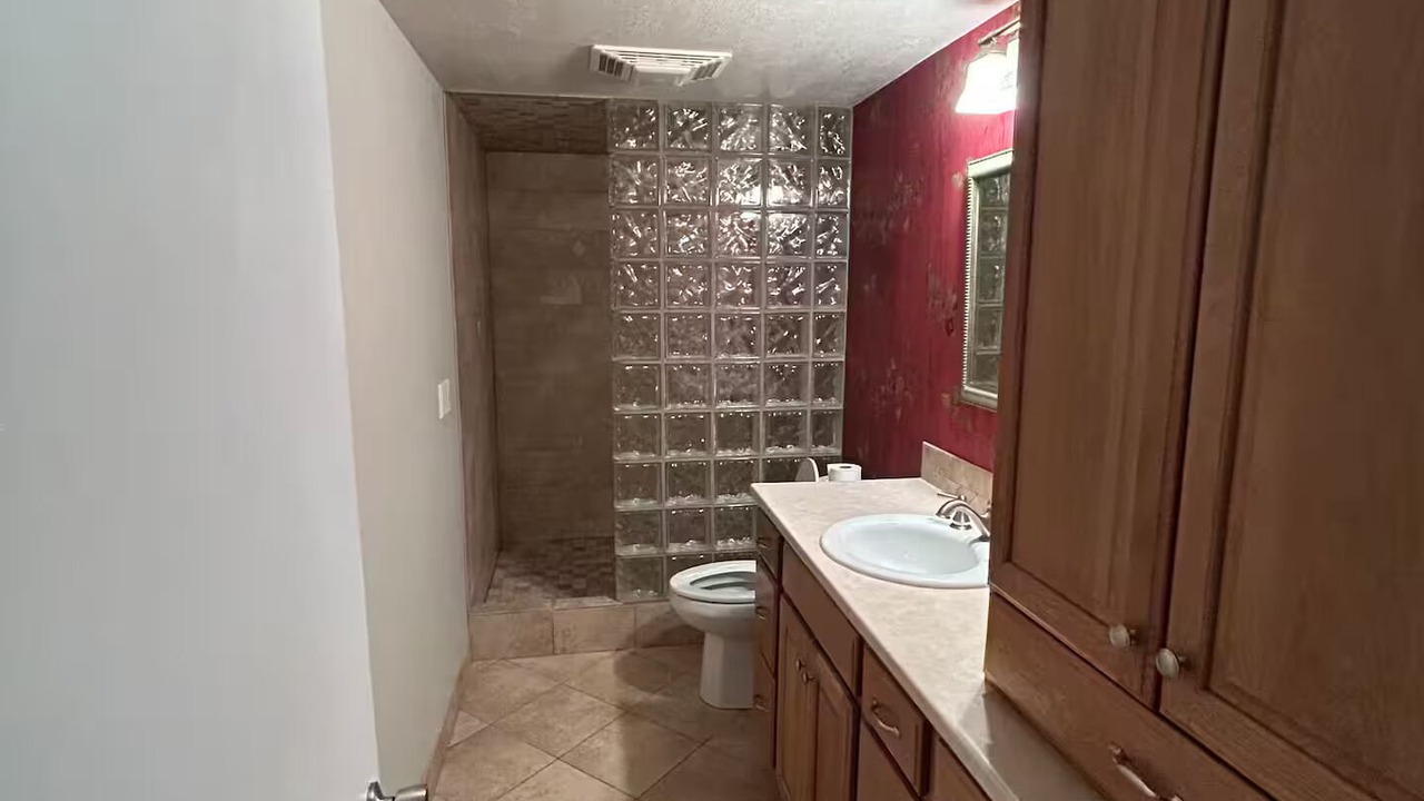 Photo of Bathroom in Carroll