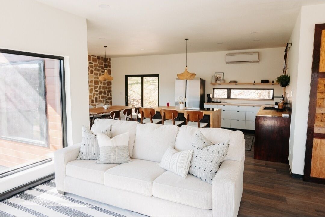 Photo of Livingroom in Garfield