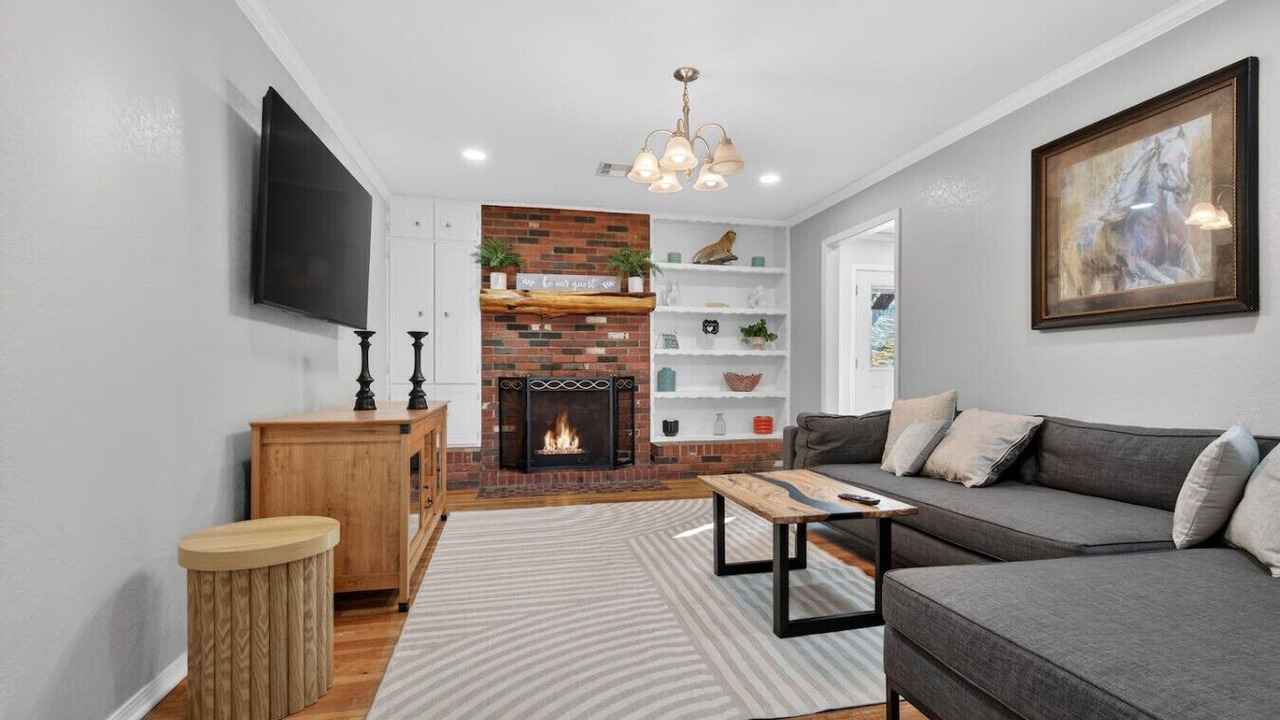 Photo of Livingroom in Bartlesville