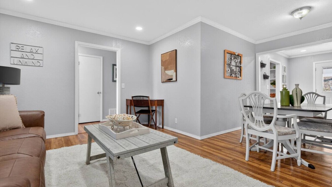 Photo of Livingroom in Bartlesville