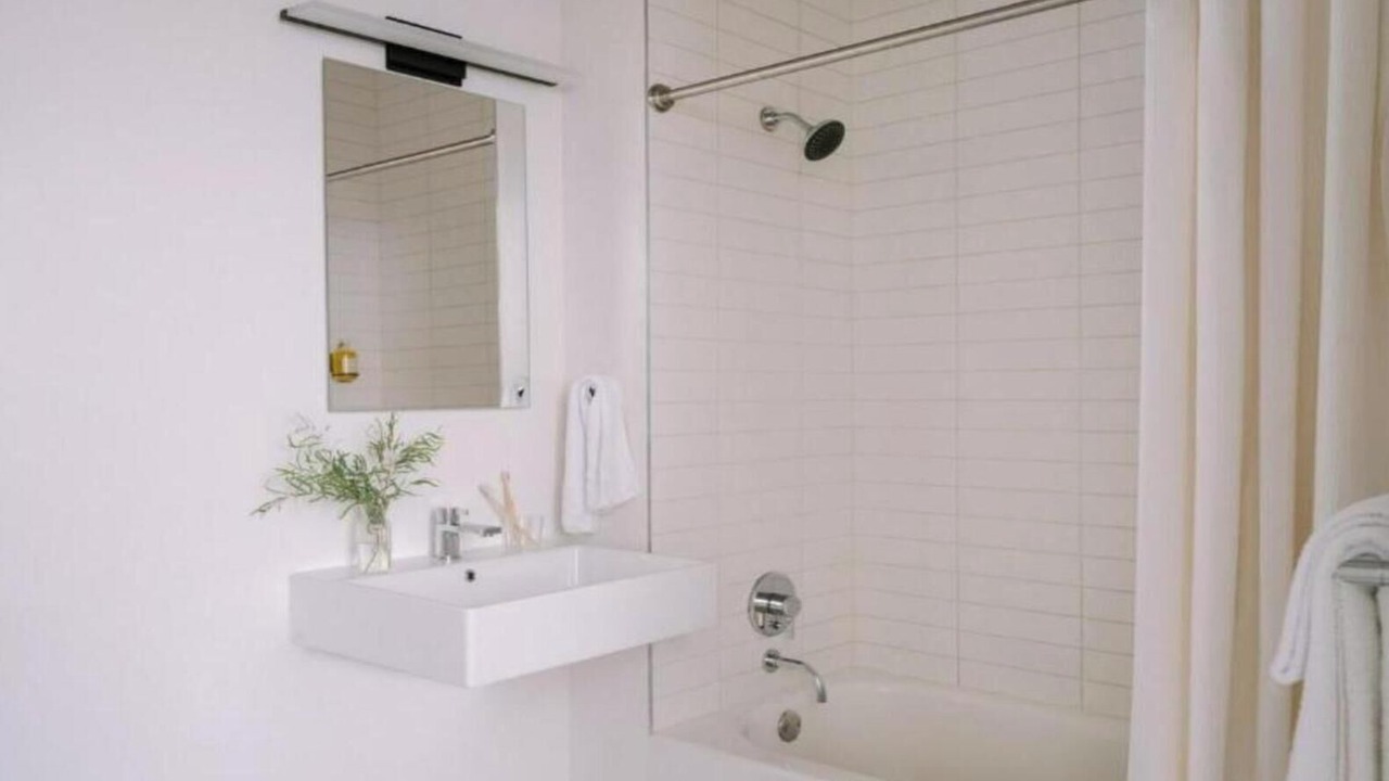 Photo of Bathroom in Hunters Point