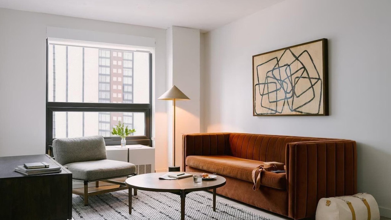 Photo of Livingroom in Hunters Point