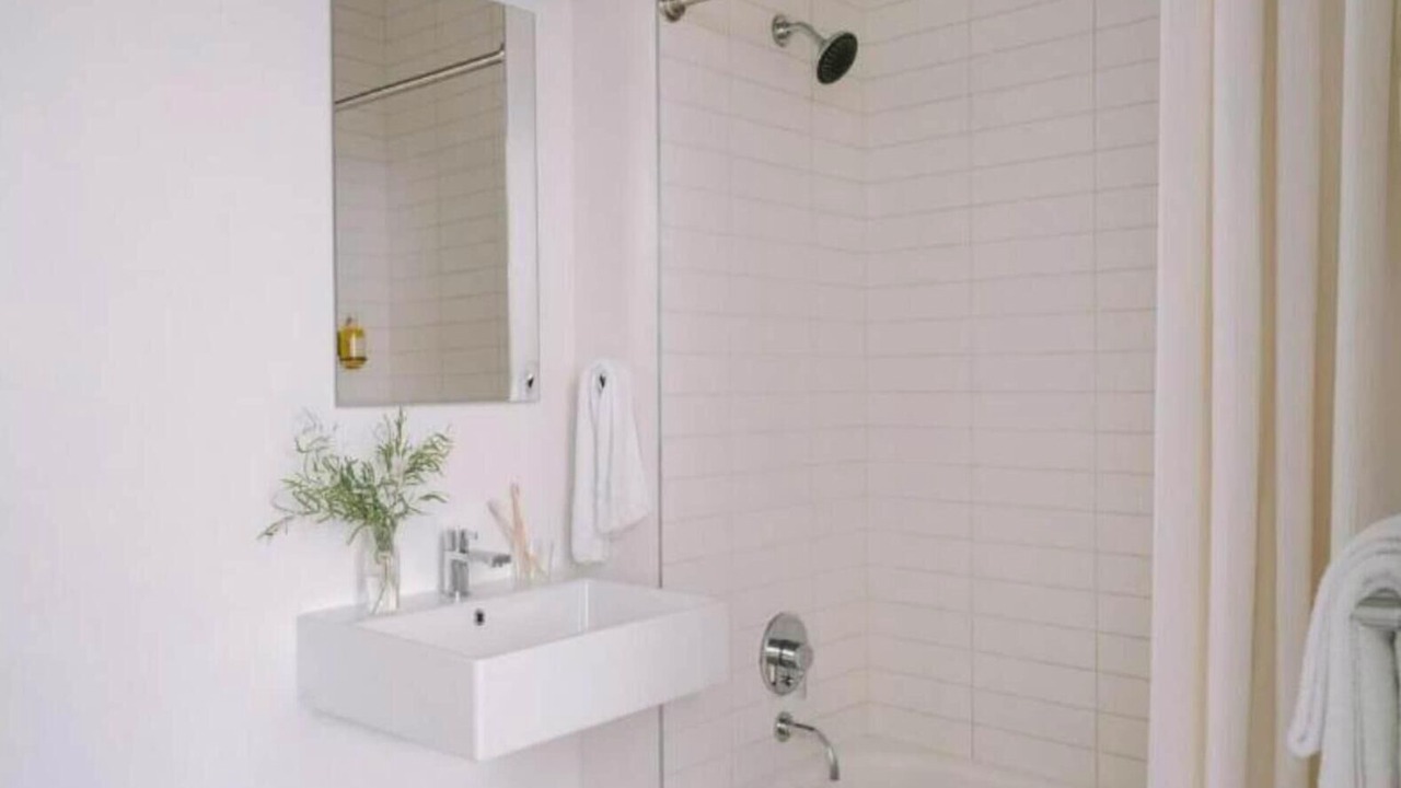 Photo of Bathroom in Hunters Point