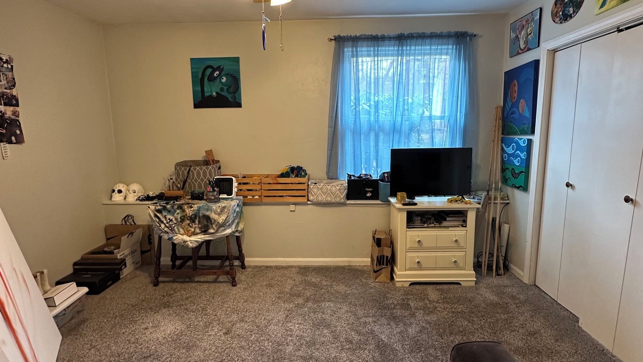 Photo of Livingroom in Walpole