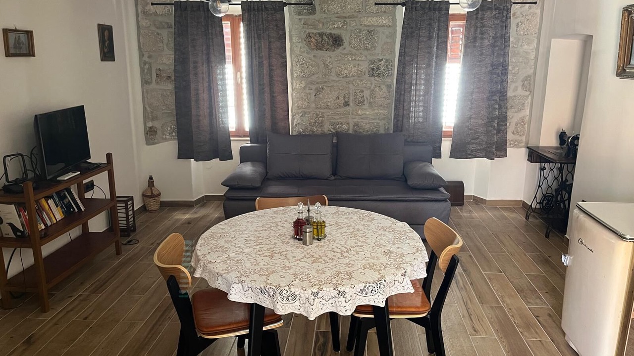 Photo of Livingroom in Cove Tri Zala (Zrnovo)