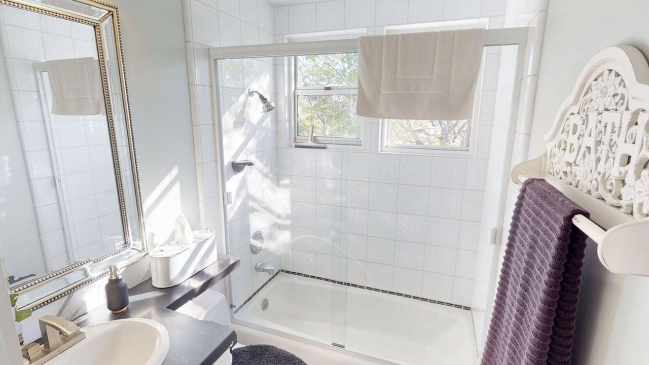 Photo of Bathroom in Coronado