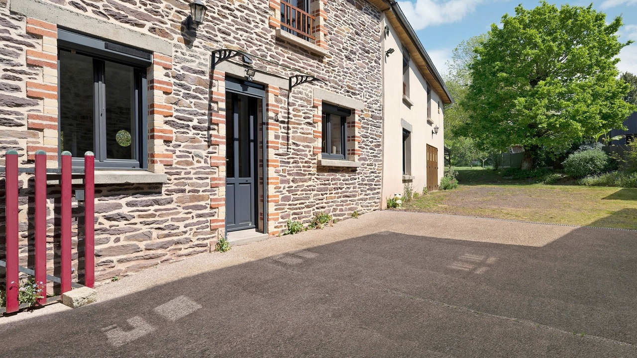 Photo of Outdoor in Mauron