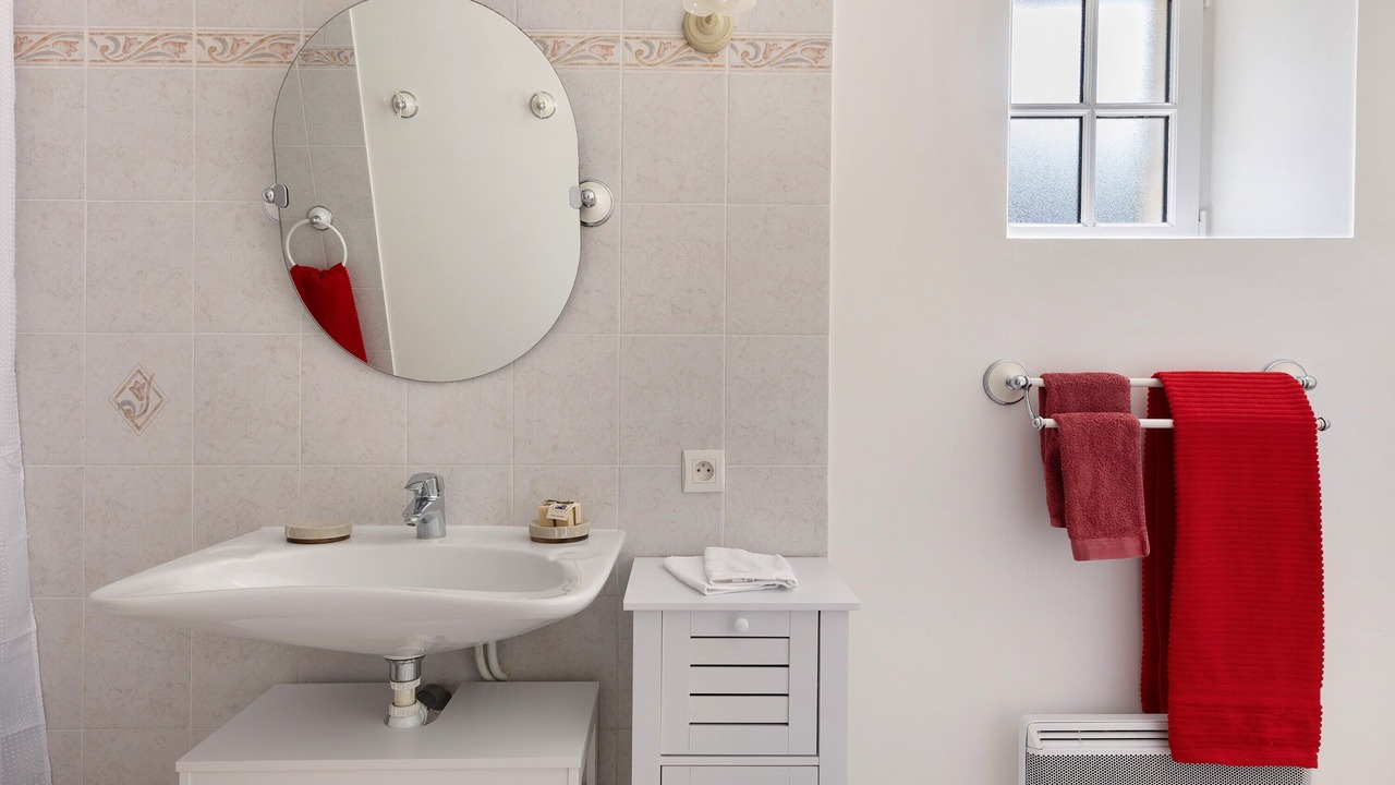 Photo of Bathroom in Fontevraud-l'Abbaye