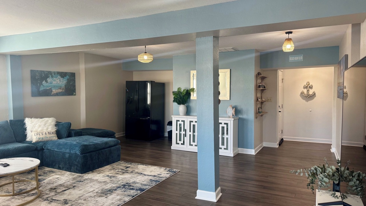 Photo of Livingroom in Colington Harbour
