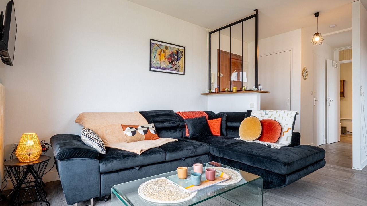 Photo of Livingroom in Saint-Ouen