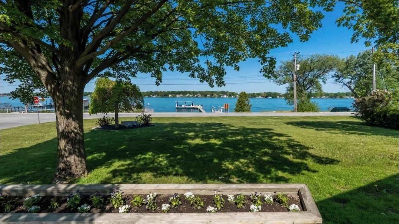 Photo of Outdoor in St. Clair