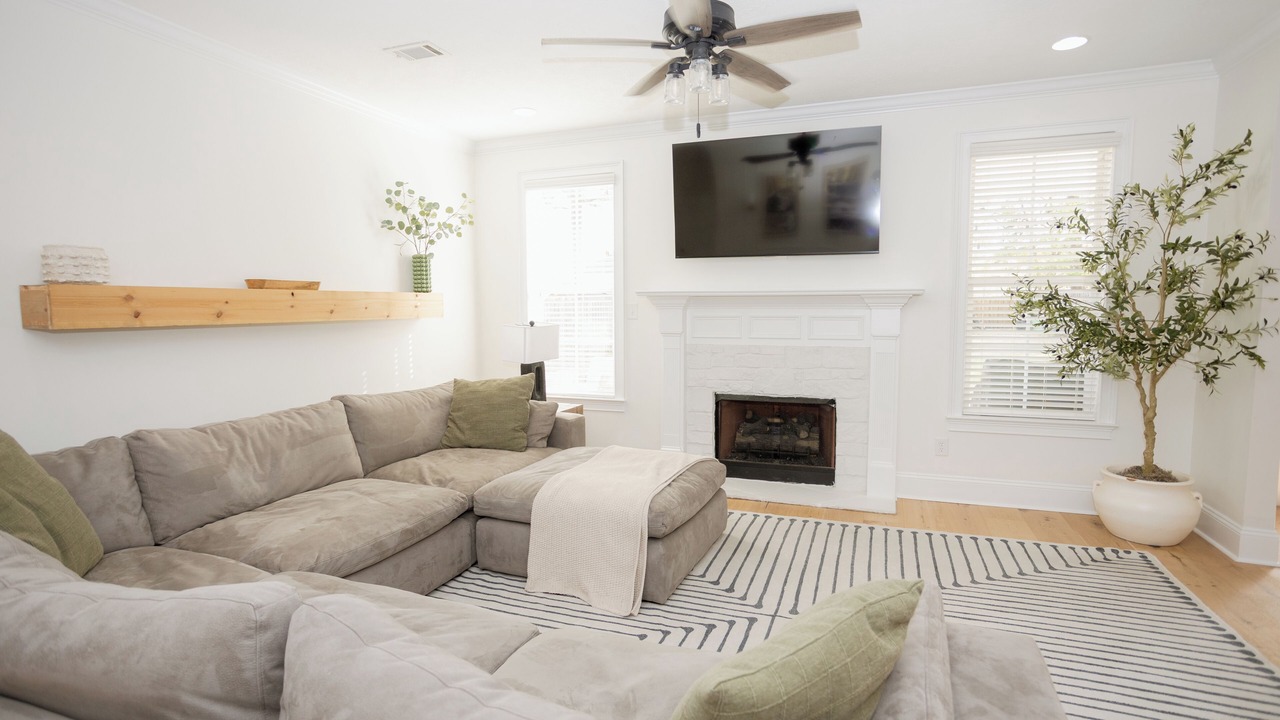 Photo of Livingroom in Riverwood Plantation