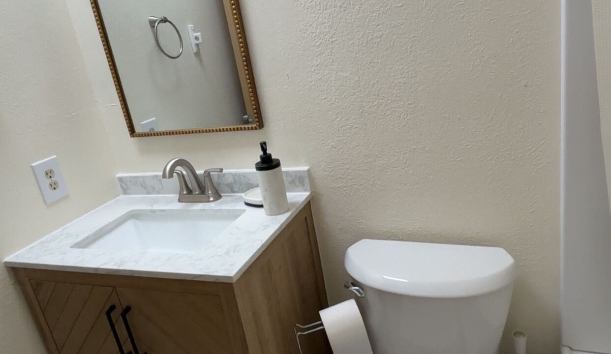 Photo of Bathroom in Gallup