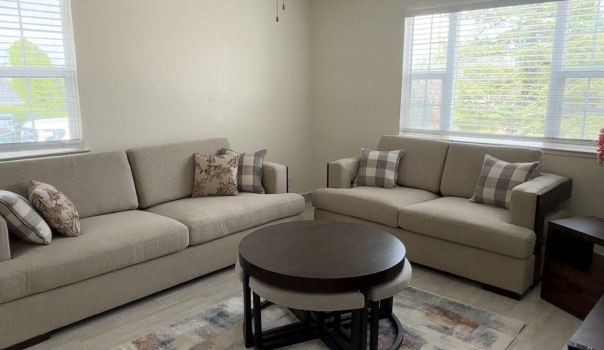 Photo of Livingroom in Gallup