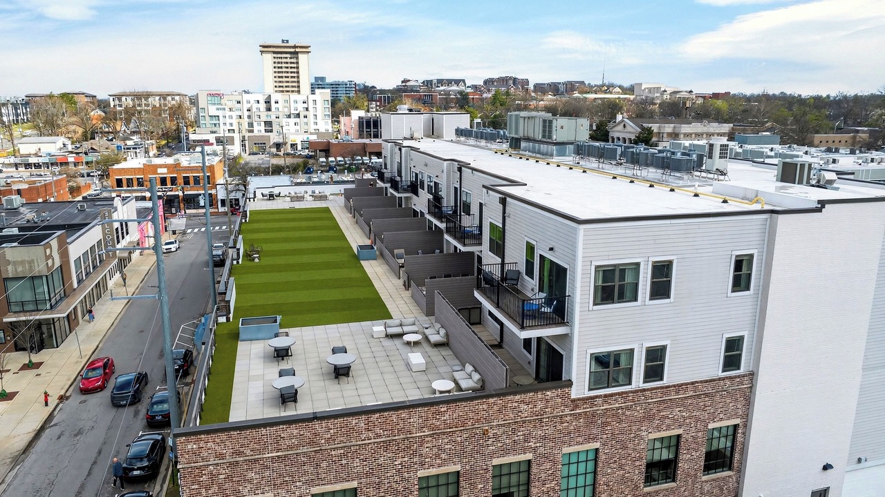 Photo of Outdoor in Hillsboro West End