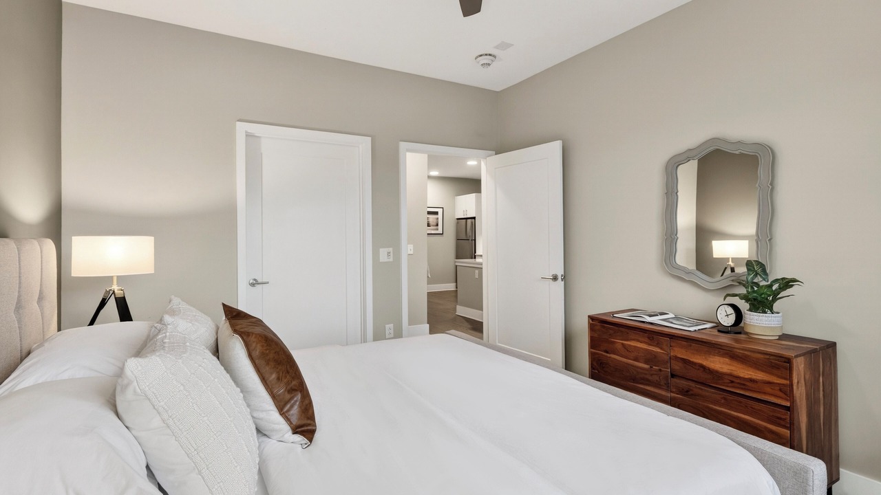 Photo of Bedroom in Hillsboro West End