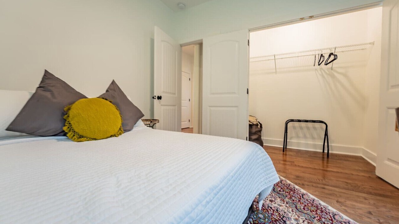 Photo of Bedroom in Eagan Park