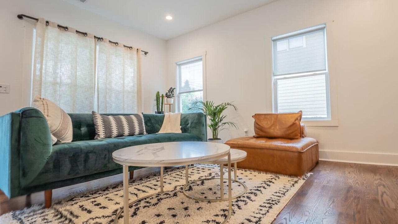 Photo of Livingroom in Eagan Park