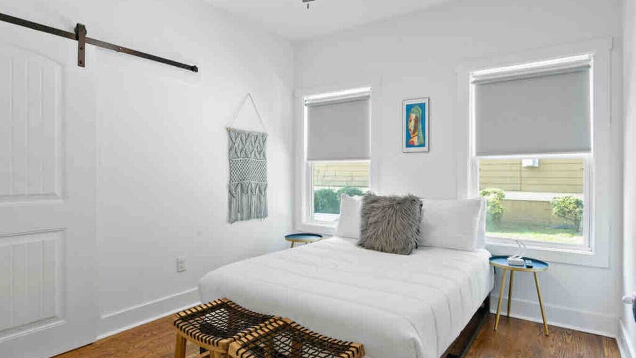 Photo of Bedroom in Eagan Park