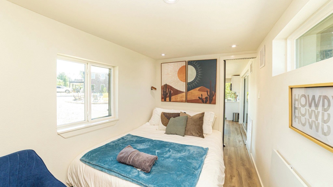 Photo of Bedroom in Navarro County