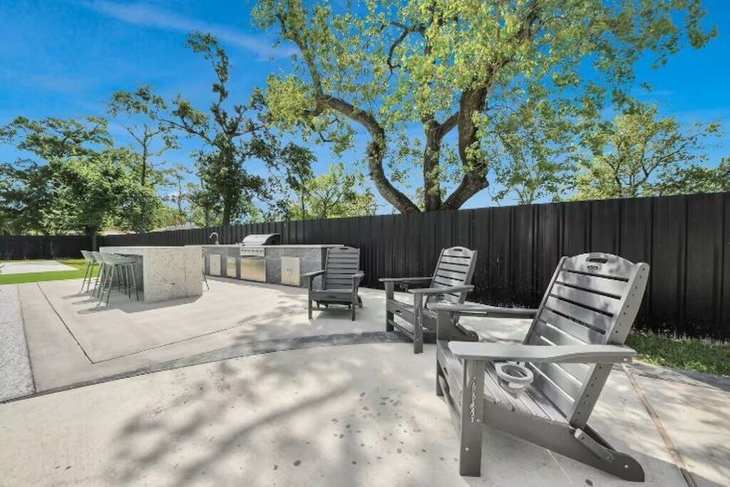 Photo of Outdoor in Northside