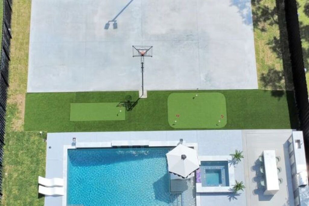 Photo of Outdoor in Northside