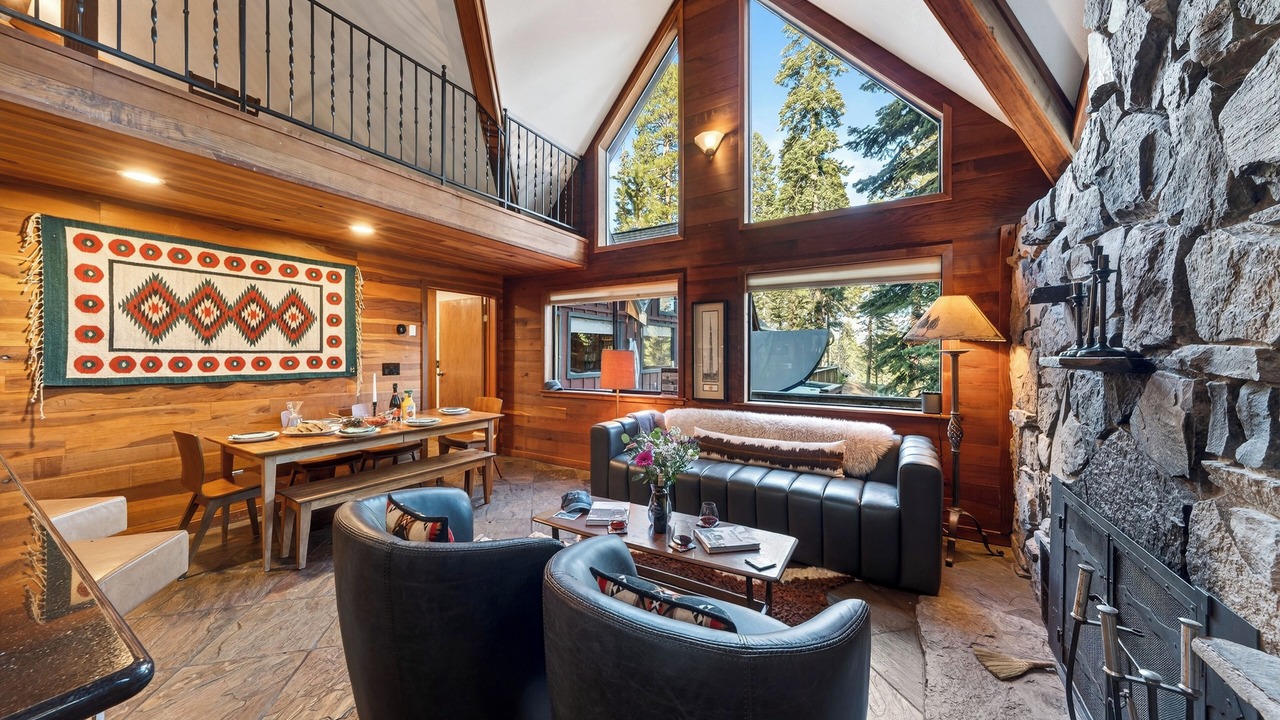 Photo of Livingroom in Ridgewood