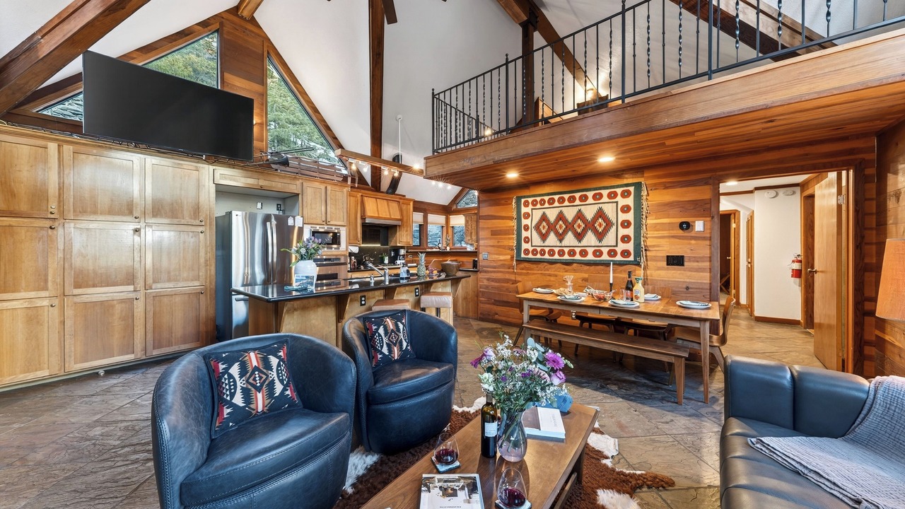 Photo of Livingroom in Ridgewood