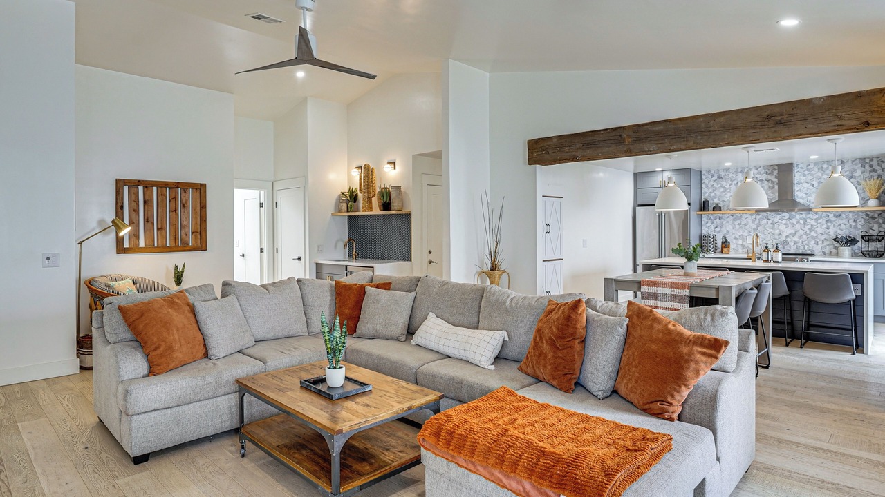 Photo of Livingroom in Dobson Ranch