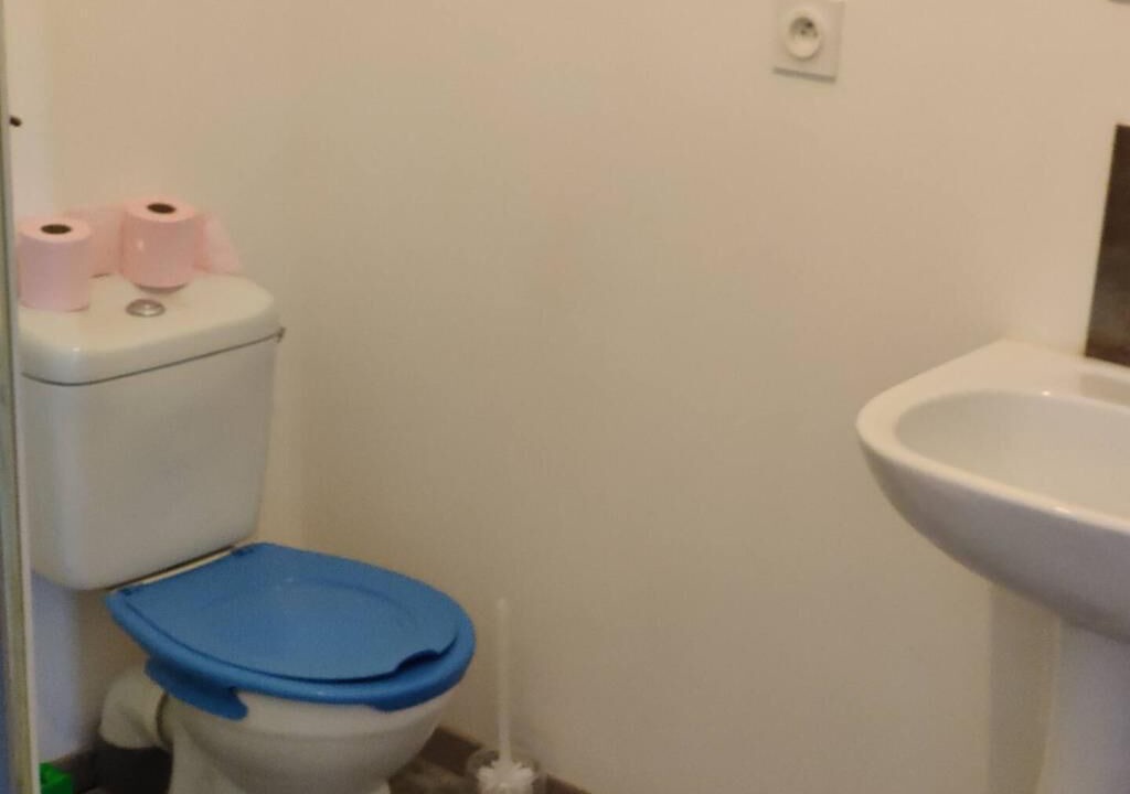 Photo of Bathroom in Aufferville