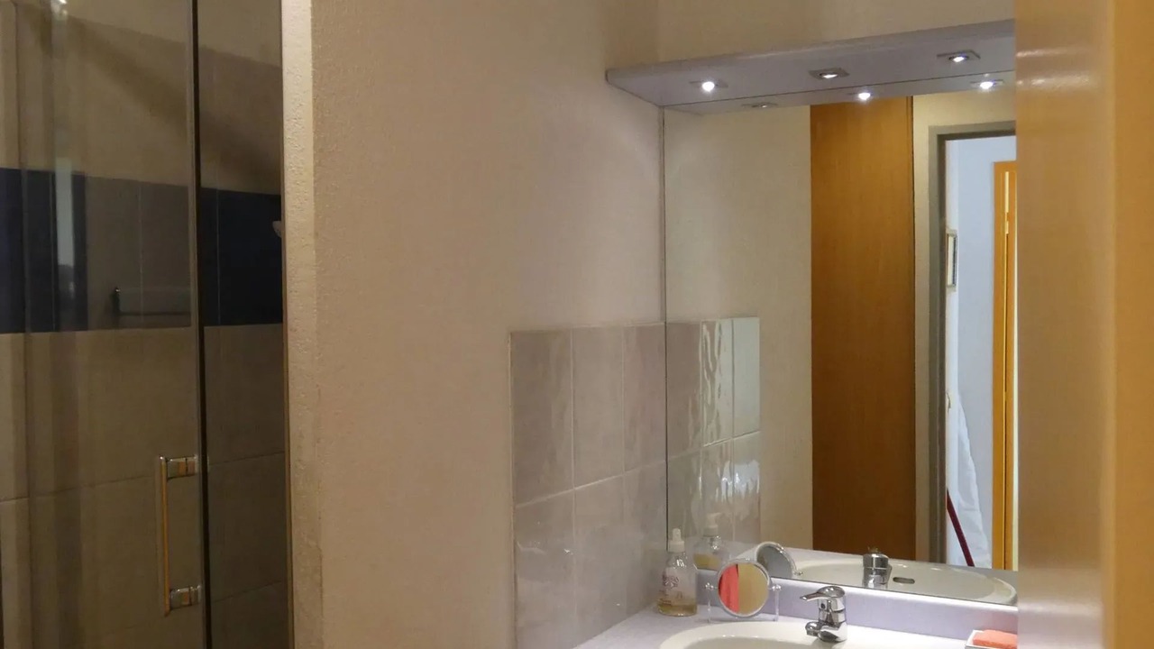 Photo of Bathroom in Aubais