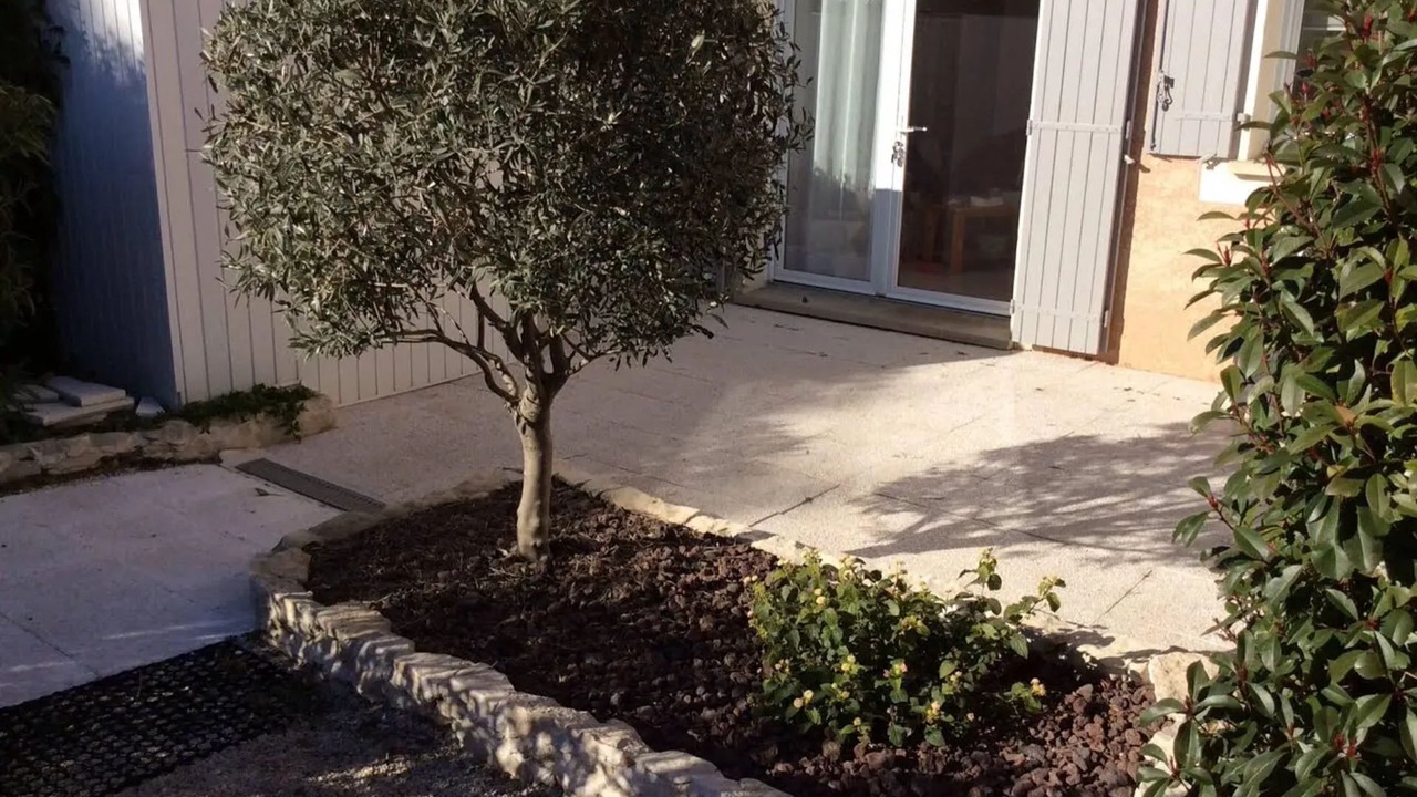 Photo of Outdoor in Aubais