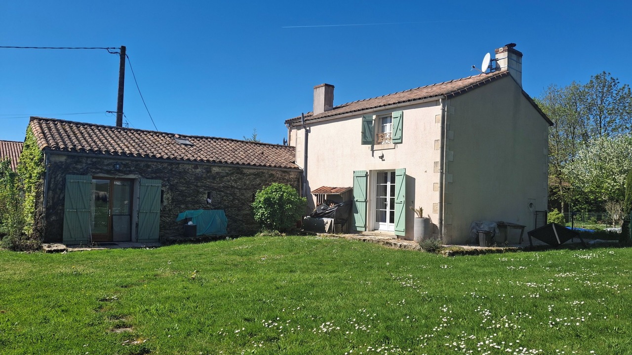Photo of Outdoor in Puy-de-Serre
