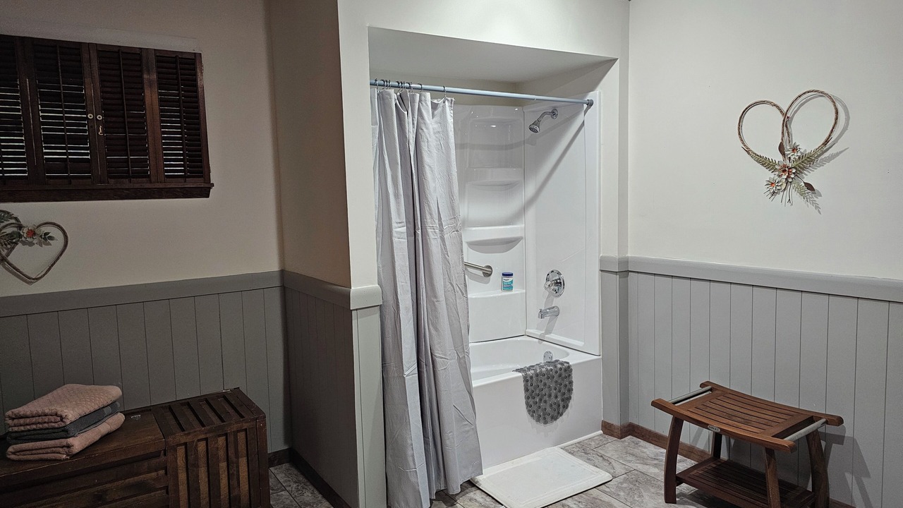 Photo of Bathroom in Tecumseh
